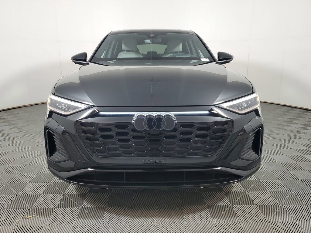 2024 Audi Q8