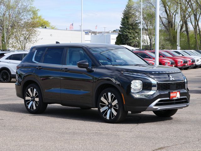 2025 MITSUBISHI Outlander