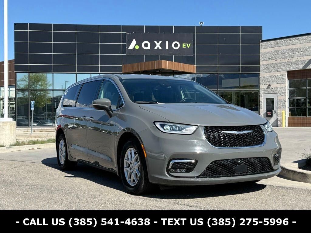 2023 CHRYSLER Pacifica
