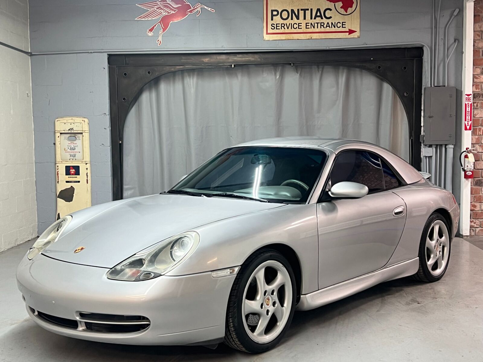 2001 PORSCHE 911