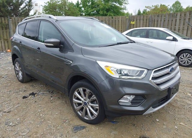 2017 FORD Escape
