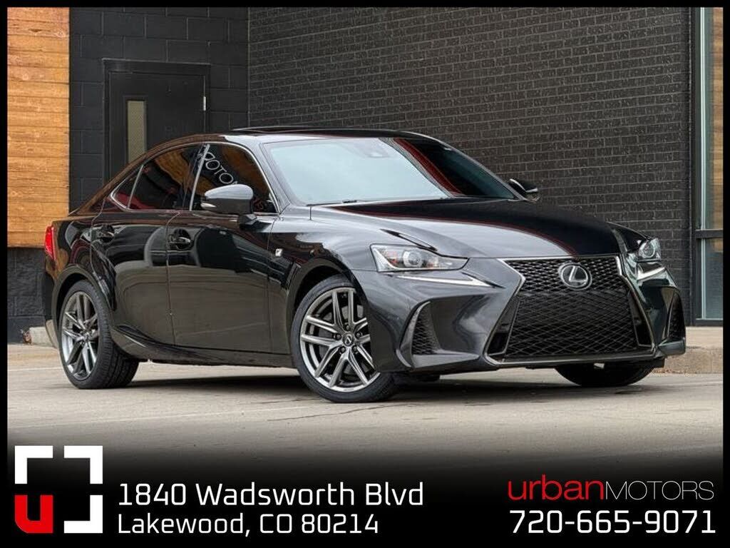 2019 LEXUS IS