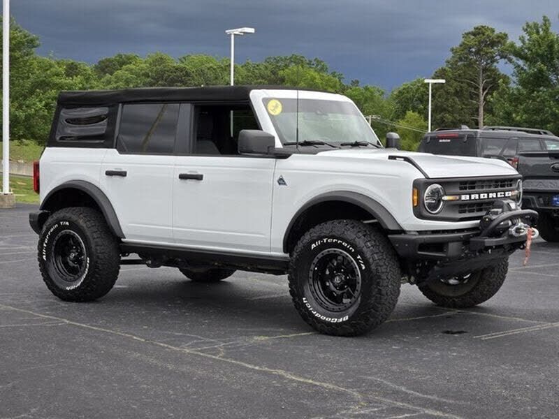 2022 FORD Bronco