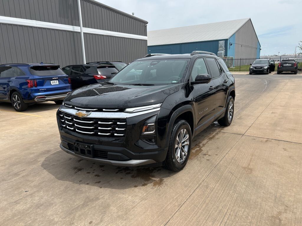 2025 CHEVROLET Equinox
