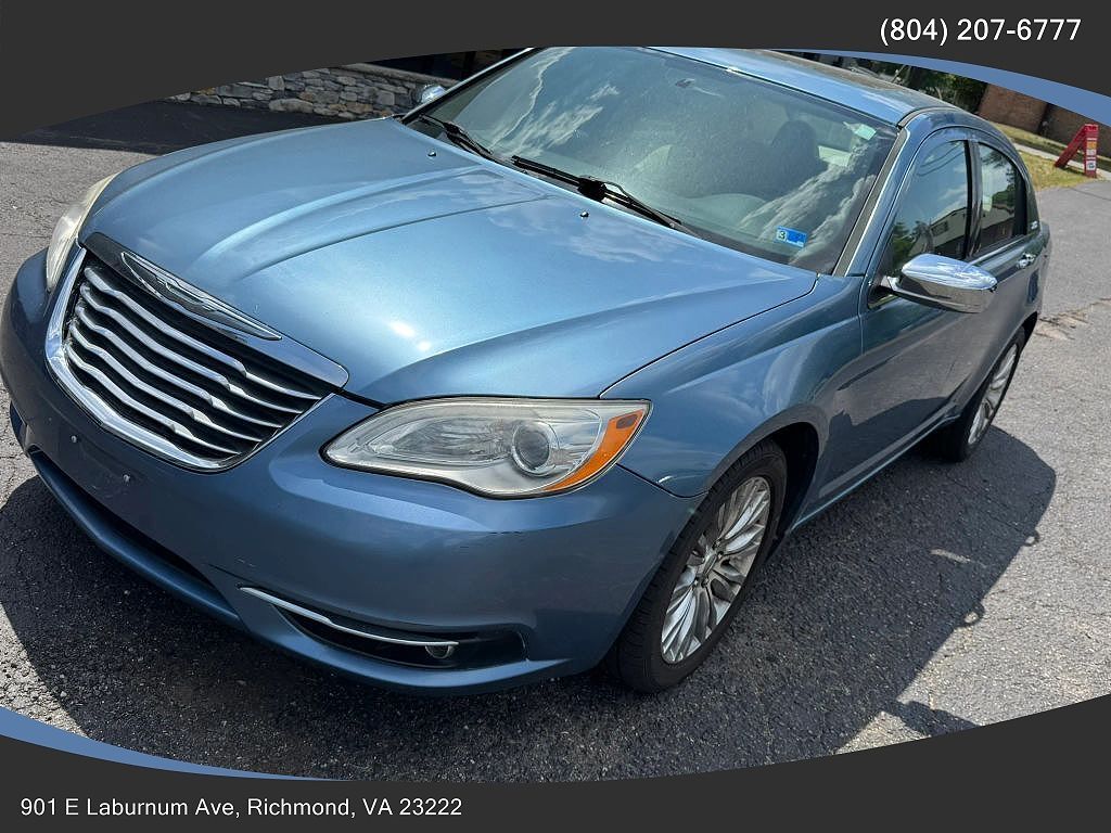 2011 CHRYSLER 200