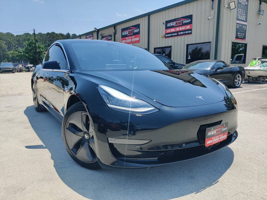 2018 TESLA Model 3