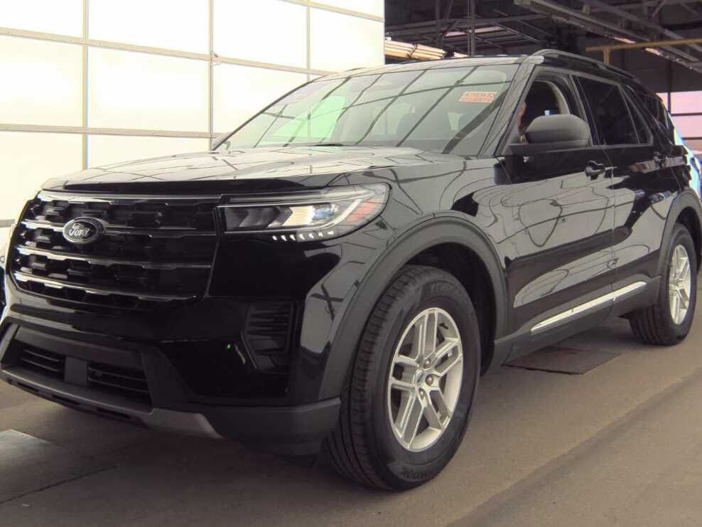 2025 FORD Explorer
