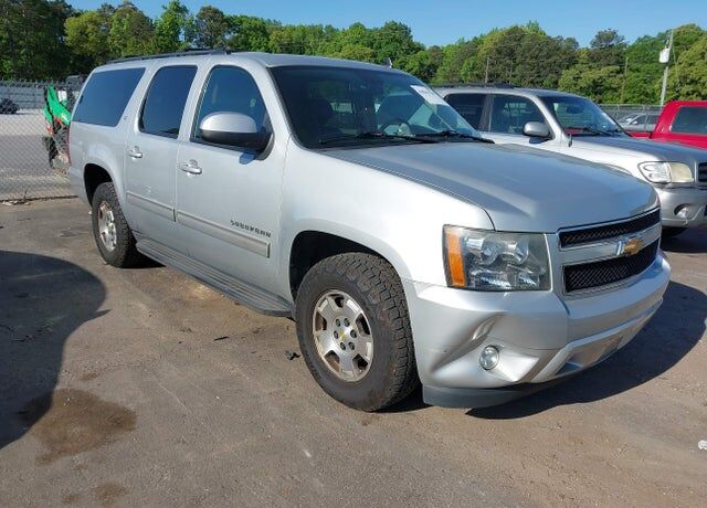 2014 CHEVROLET Suburban