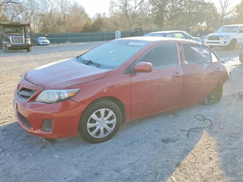 2013 TOYOTA Corolla