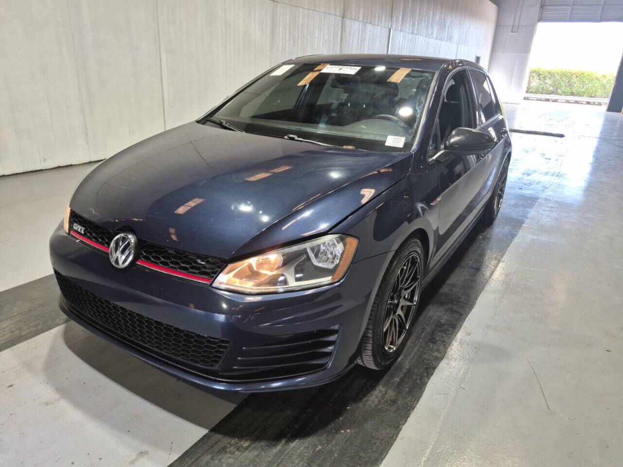 2017 VOLKSWAGEN Golf GTI