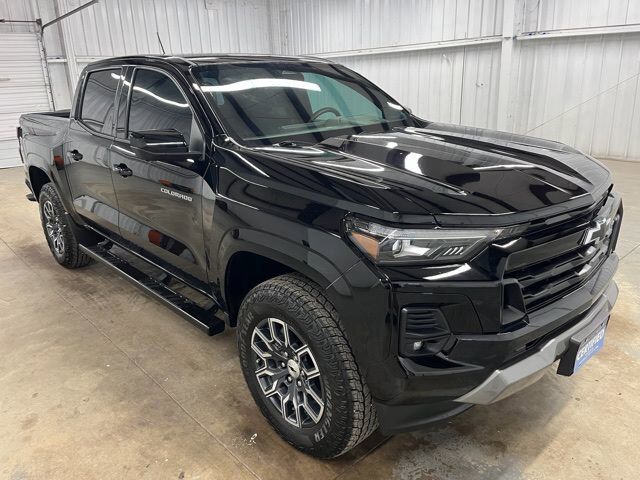 2024 CHEVROLET Colorado