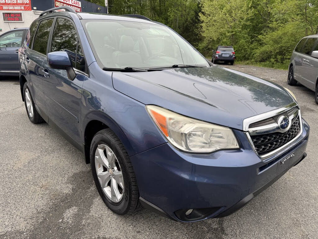2014 SUBARU Forester