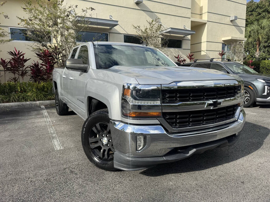 2017 CHEVROLET Silverado