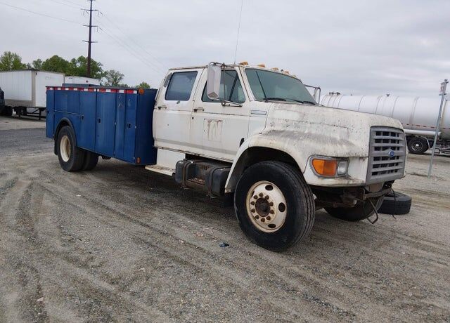 1996 FORD F-800