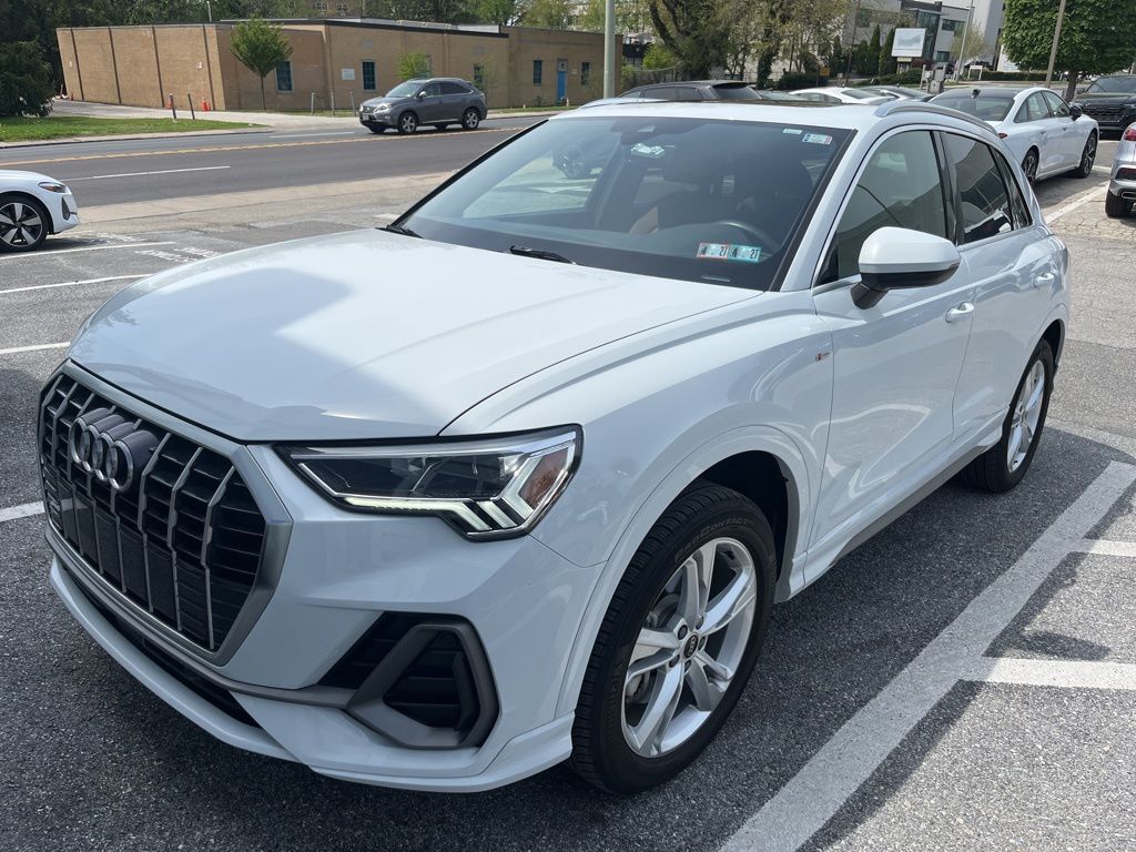 2024 AUDI Q3