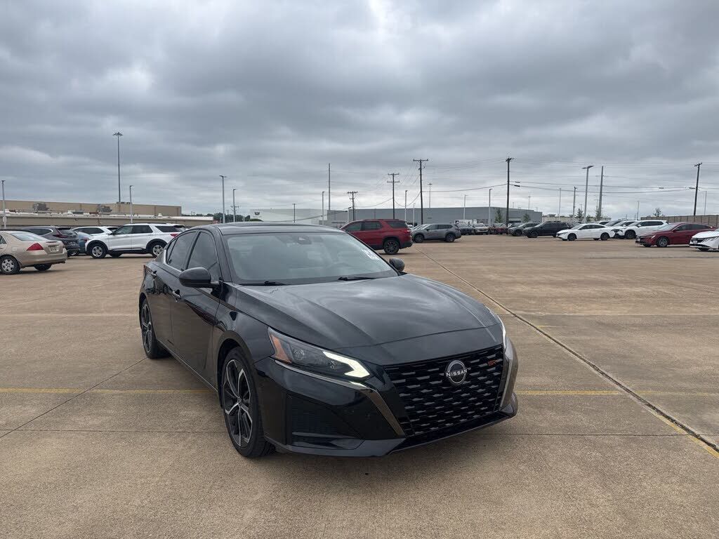 2023 NISSAN Altima