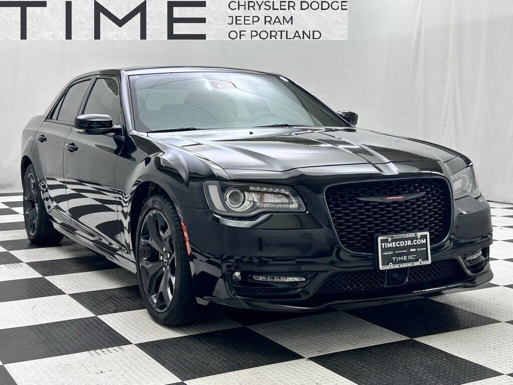 2023 CHRYSLER 300