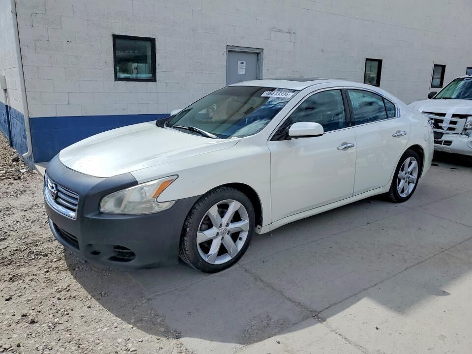 2014 NISSAN Maxima