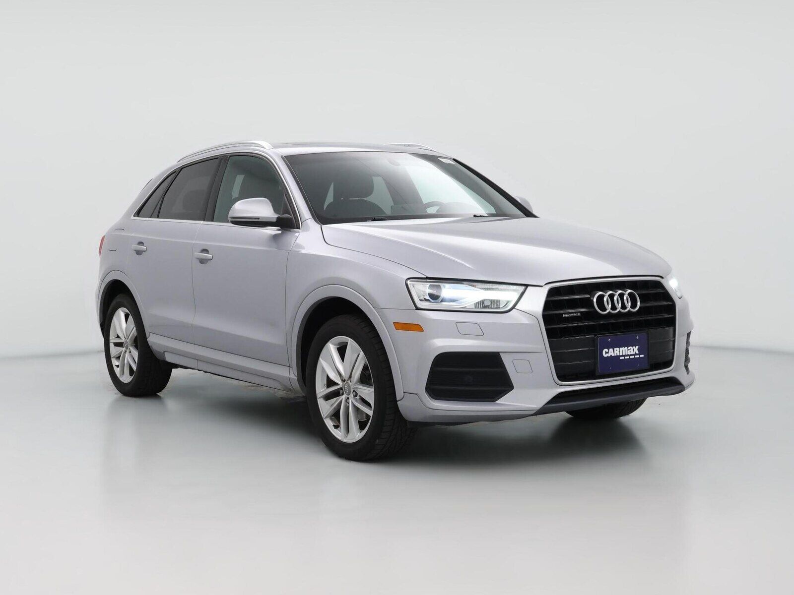 2016 AUDI Q3