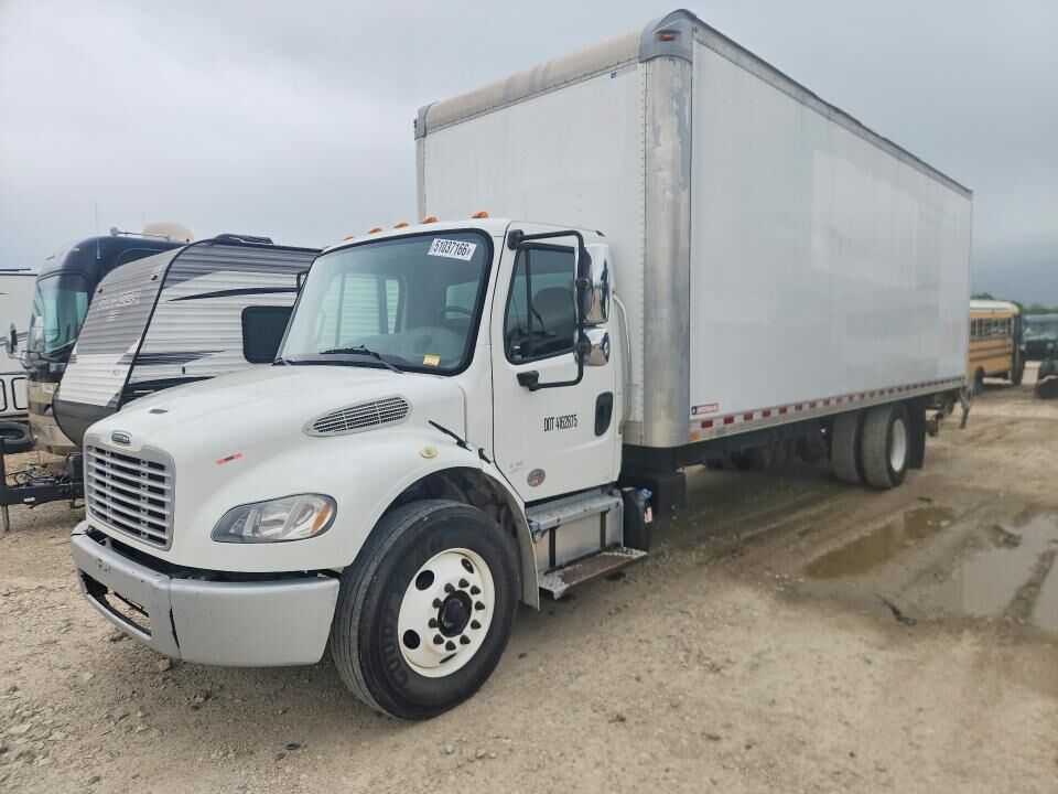 2016 FREIGHTLINER M2
