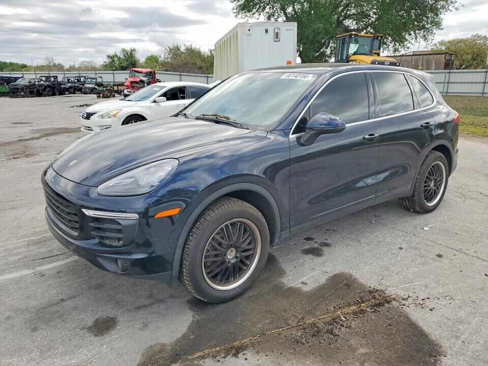 2016 PORSCHE Cayenne