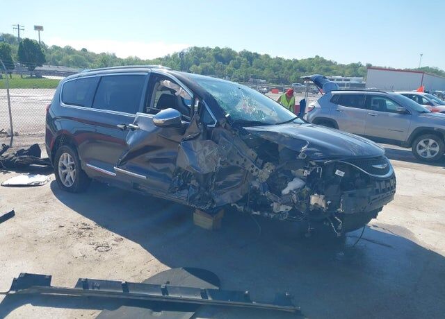 2020 CHRYSLER Pacifica