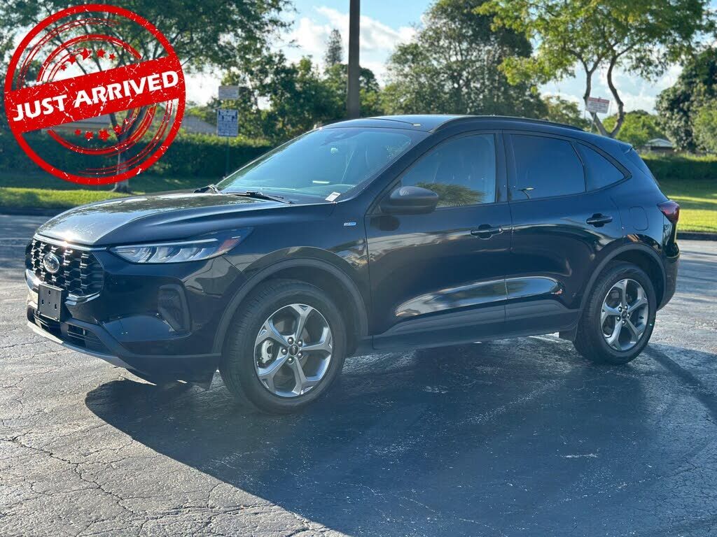 2025 FORD Escape