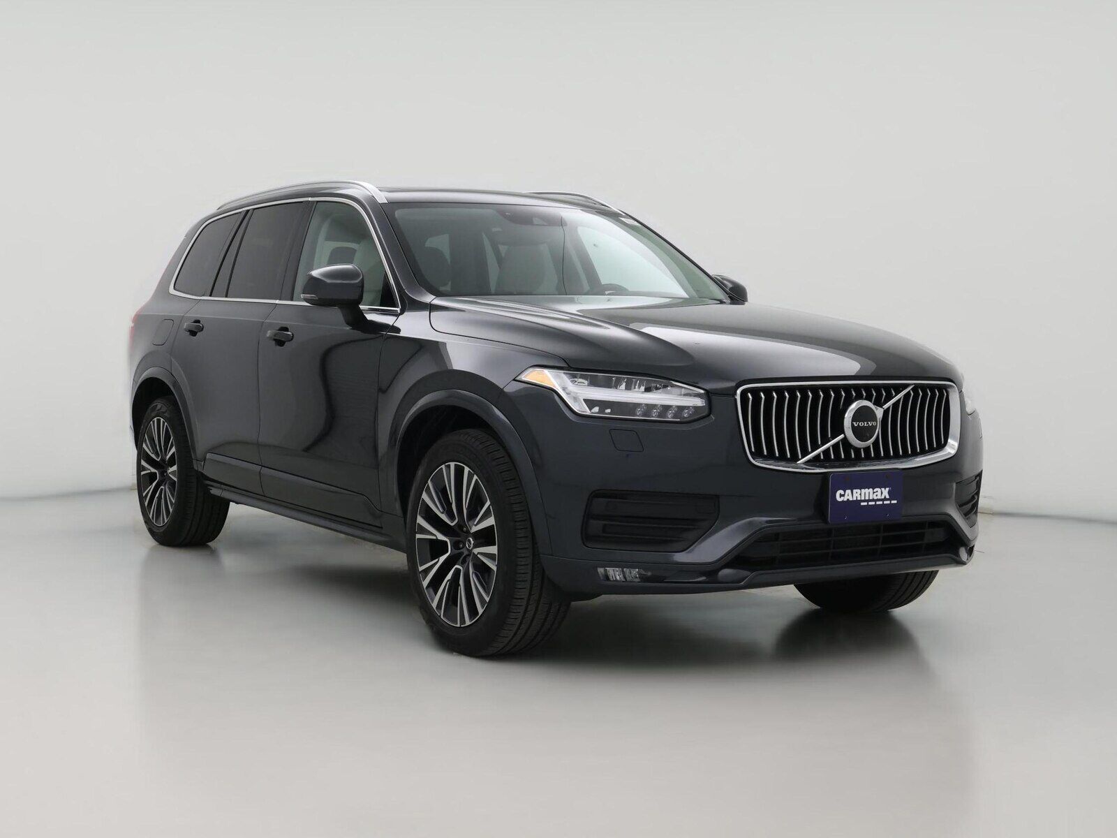2022 VOLVO XC90