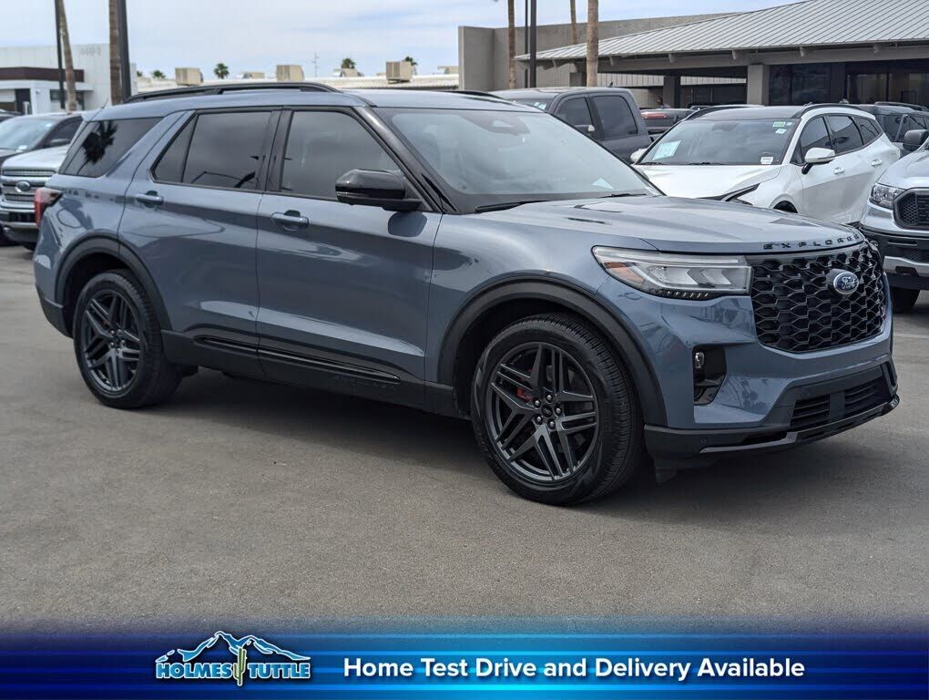 2025 FORD Explorer