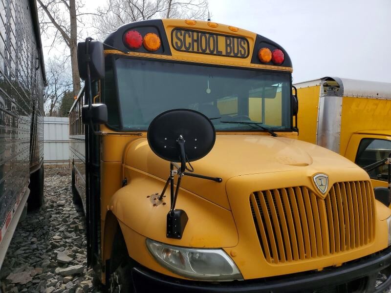 2014 IC BUS PB105