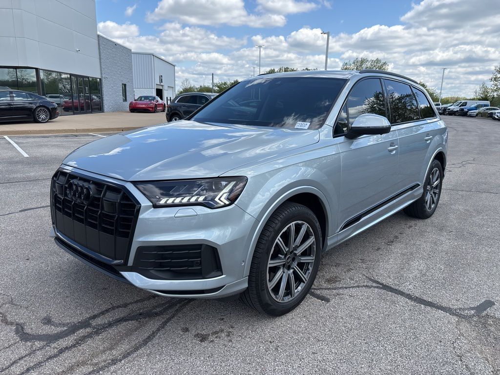 2023 AUDI Q7