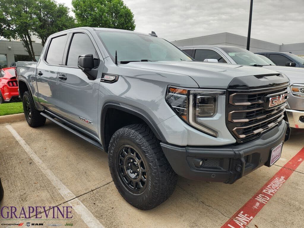 2024 GMC Sierra