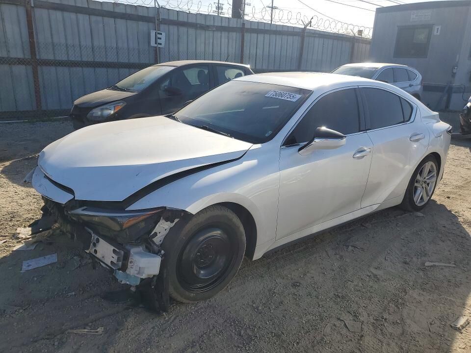 2021 LEXUS IS