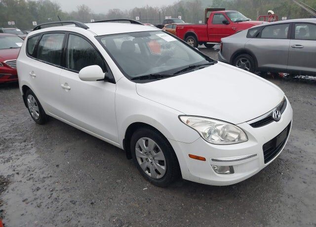 2010 HYUNDAI Elantra Touring