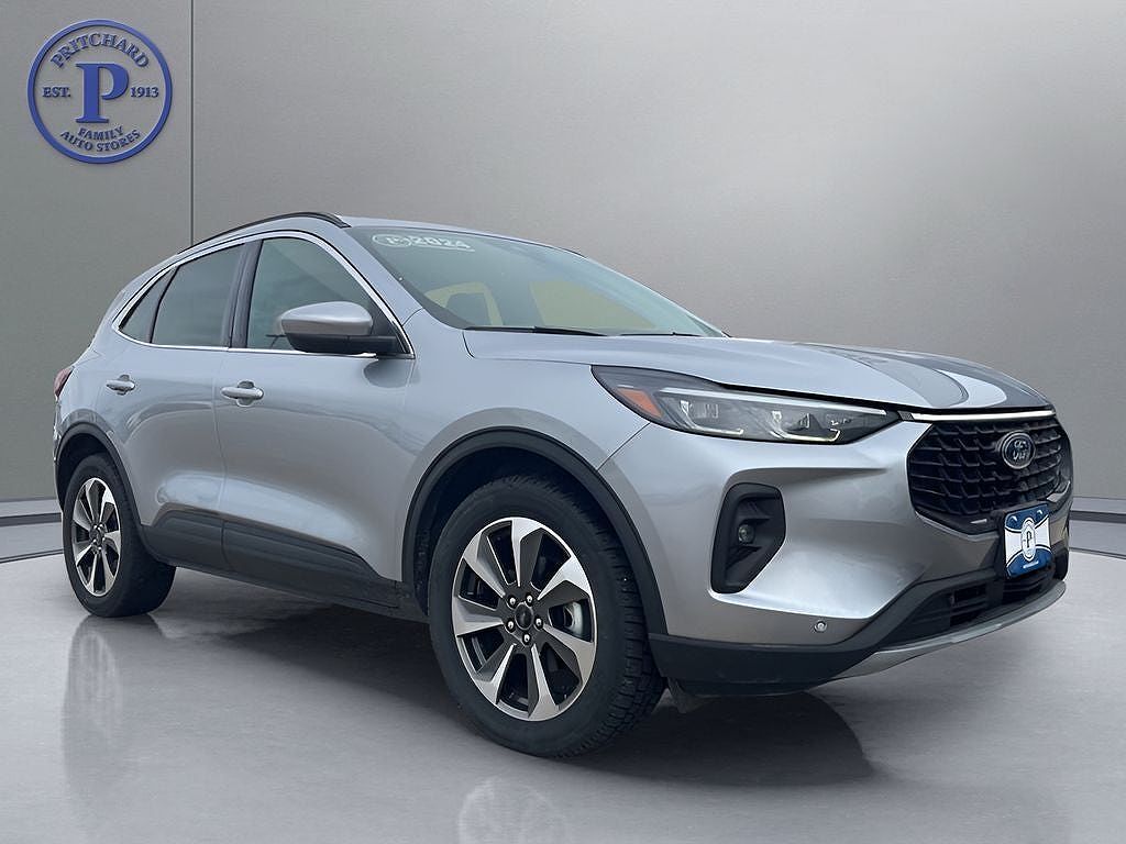 2024 FORD Escape