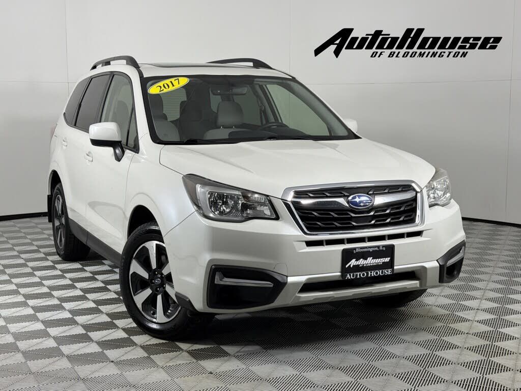 2017 SUBARU Forester