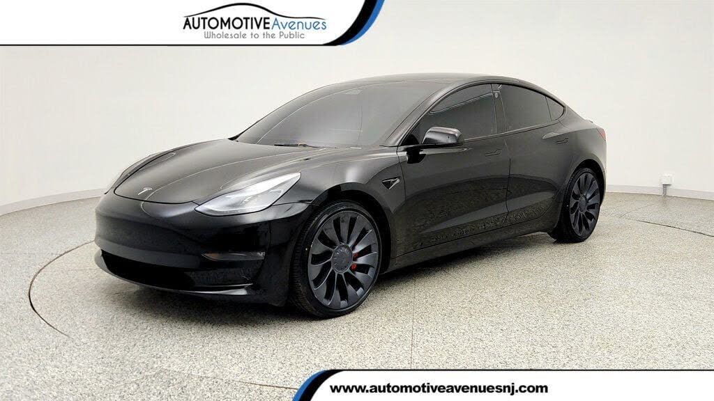 2022 TESLA Model 3