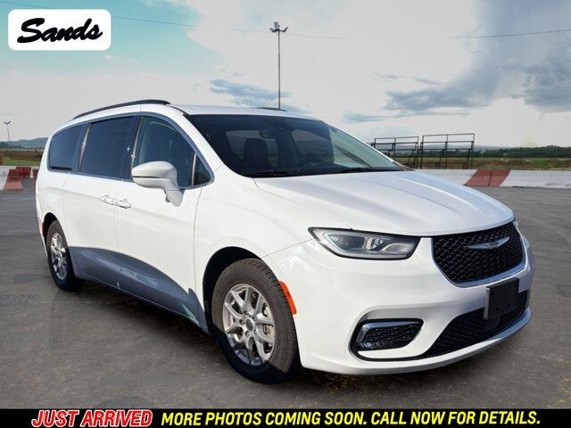 2022 CHRYSLER Pacifica