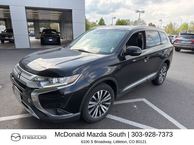 2020 MITSUBISHI Outlander
