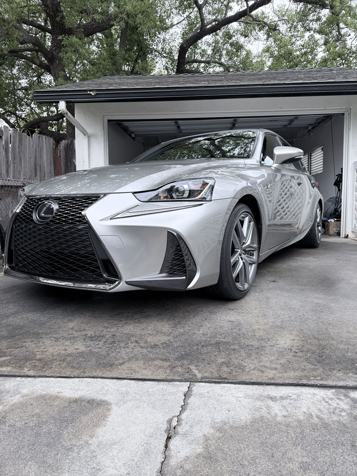 2017 LEXUS IS