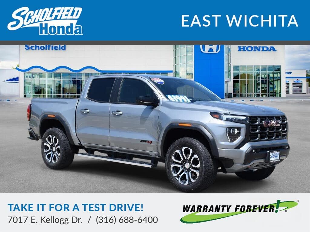 2023 GMC Canyon