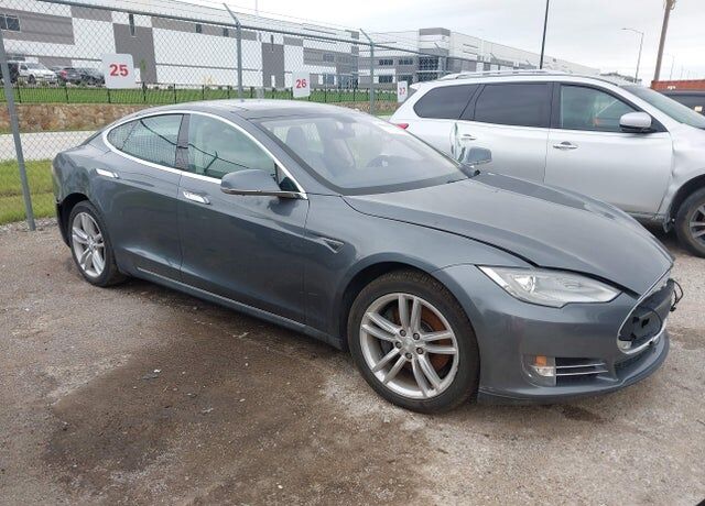 2013 TESLA Model S