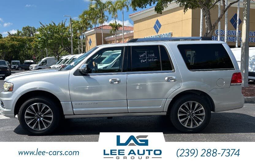 2017 LINCOLN Navigator