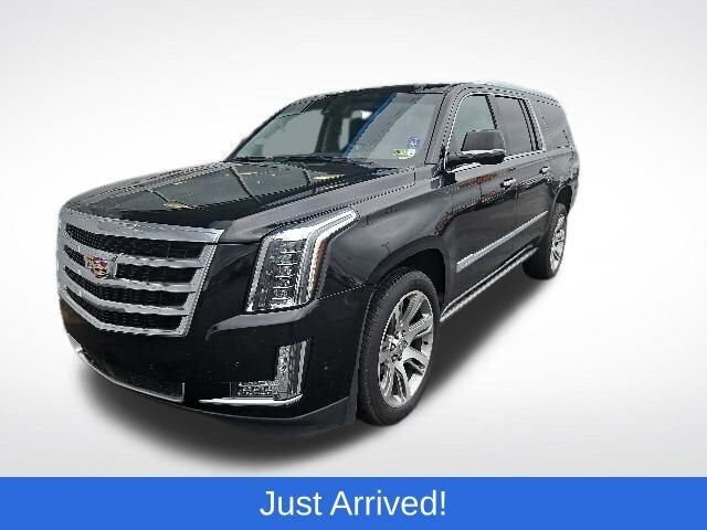 2018 CADILLAC Escalade ESV