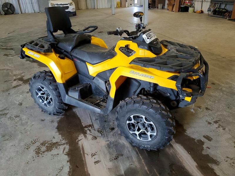 2014 CAN-AM Outlander