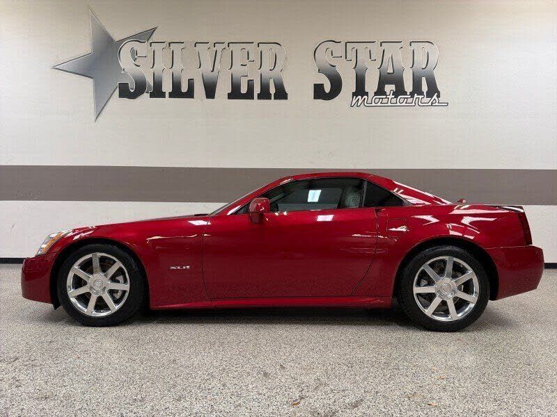 2004 CADILLAC XLR