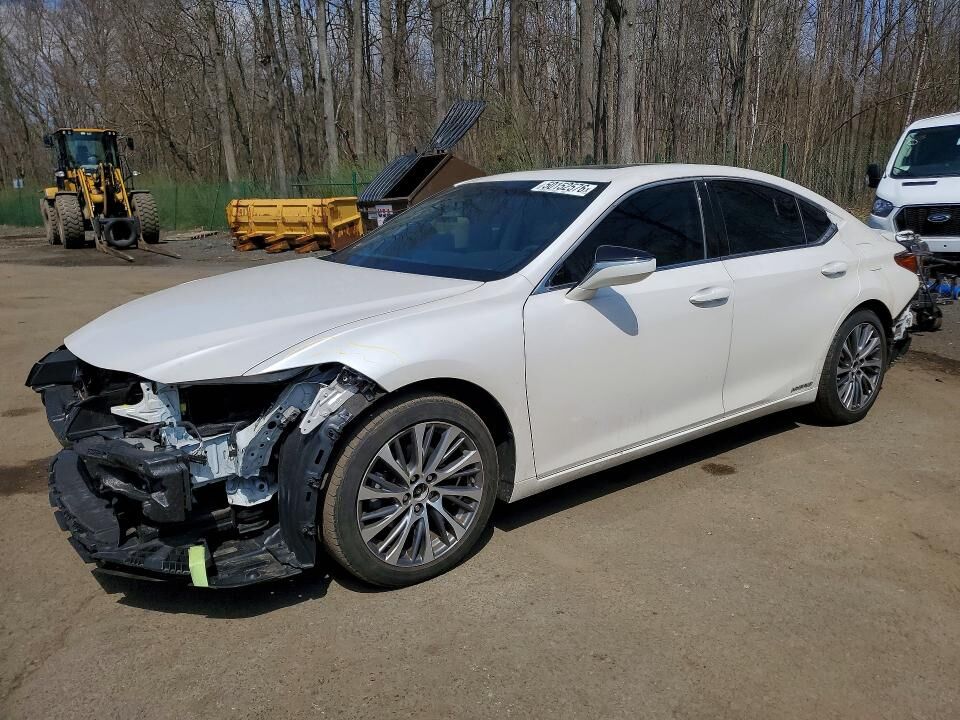 2021 LEXUS ES