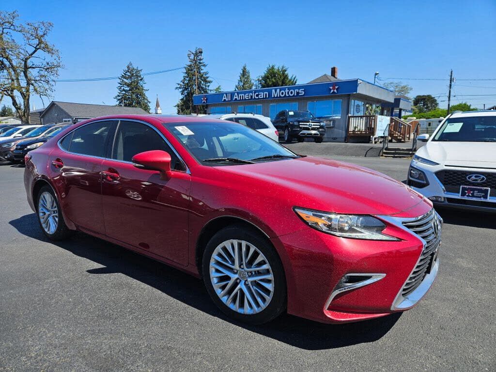 2016 LEXUS ES