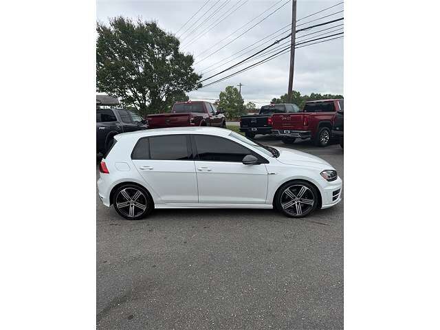 2016 VOLKSWAGEN Golf R