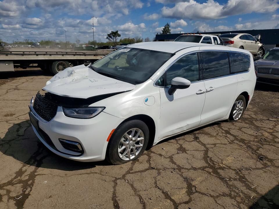 2023 CHRYSLER Pacifica